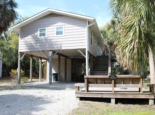 3119 Myrtle St, Edisto Island, SC 29438