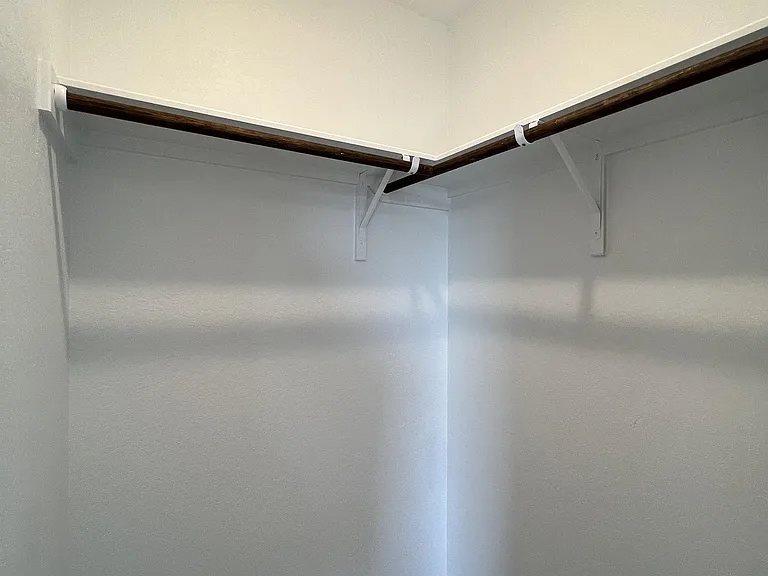 16630 Daylight Ln — Photo 42