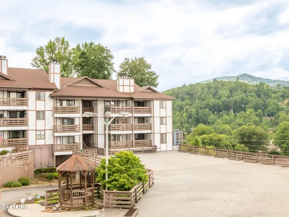 616 Turkey Nest Rd APT 206, Gatlinburg, TN 37738
