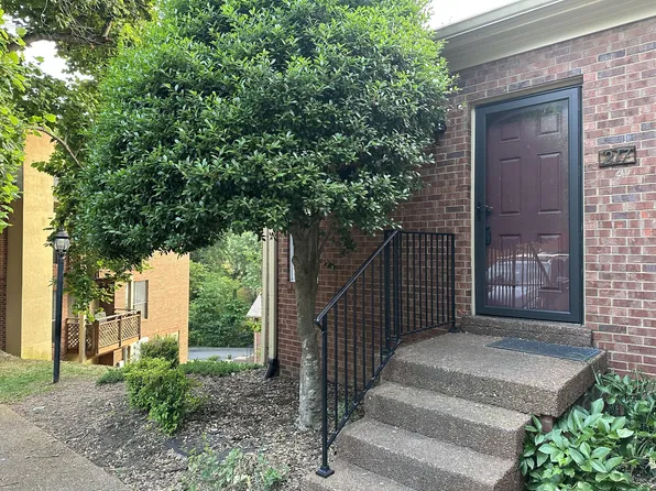 217 Riverstone Ct, Nashville, TN 37214