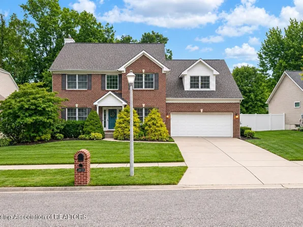 2212 Beechnut Trl, Holt, MI 48842