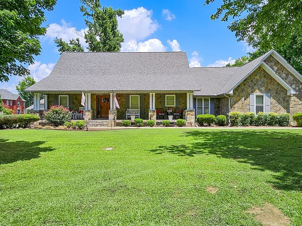 1st image of 22383 Choctaw Ln