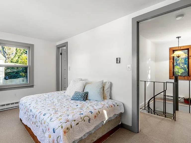 12 Bassett St #12 — Photo 25