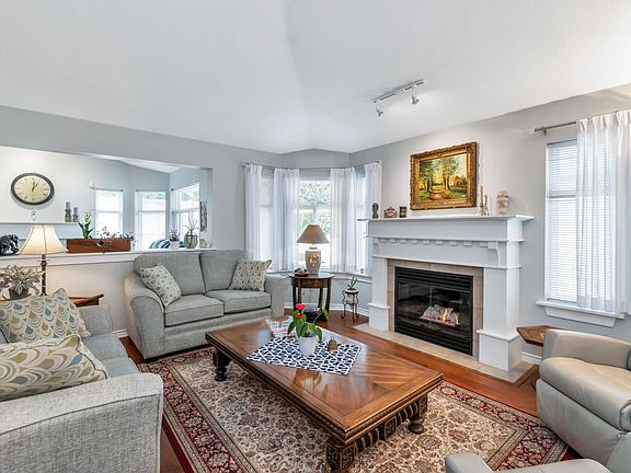 4th image of 8555 209th St #60