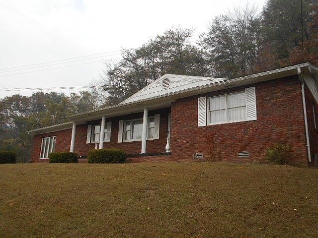1st image of 118 N Dogwood Dr #1