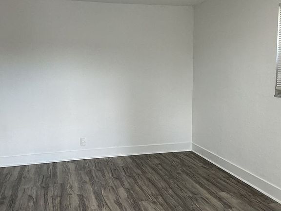 2nd image of 1101 N 22nd Ave #1