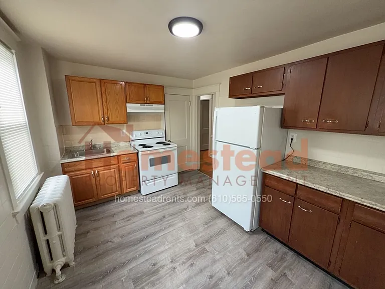 206 Ashby Rd — Photo 1
