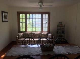 154 Depot St #A, Jamaica, VT 05343