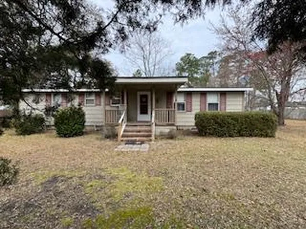 (undisclosed Address), Lenox, GA 31637