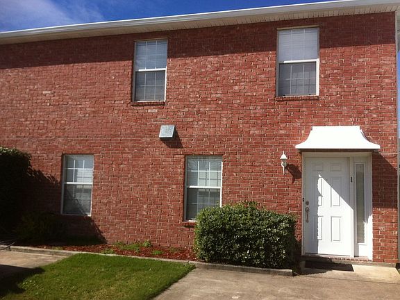 Front of Building/Unit