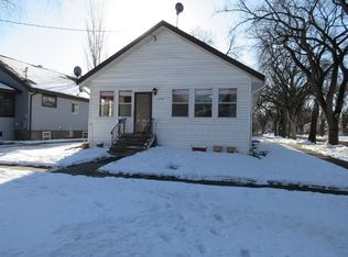 1020 10th Ave S, Fargo, ND 58103
