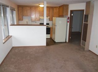 1414 Commercial St APT 3, Steilacoom, WA 98388