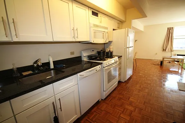 Rented by Corcoran | media 31