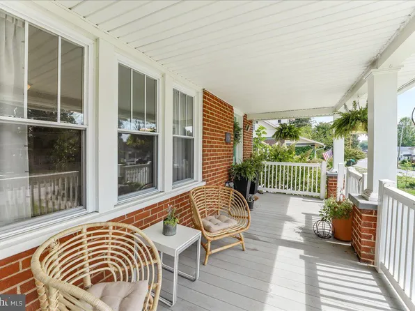 261 E Mount Vernon St, Oxford, PA 19363