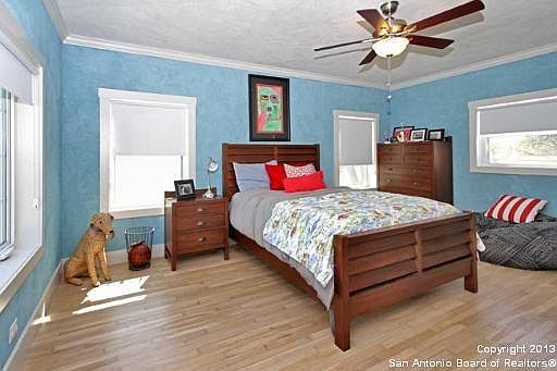 3rd image of 228 Quentin Dr