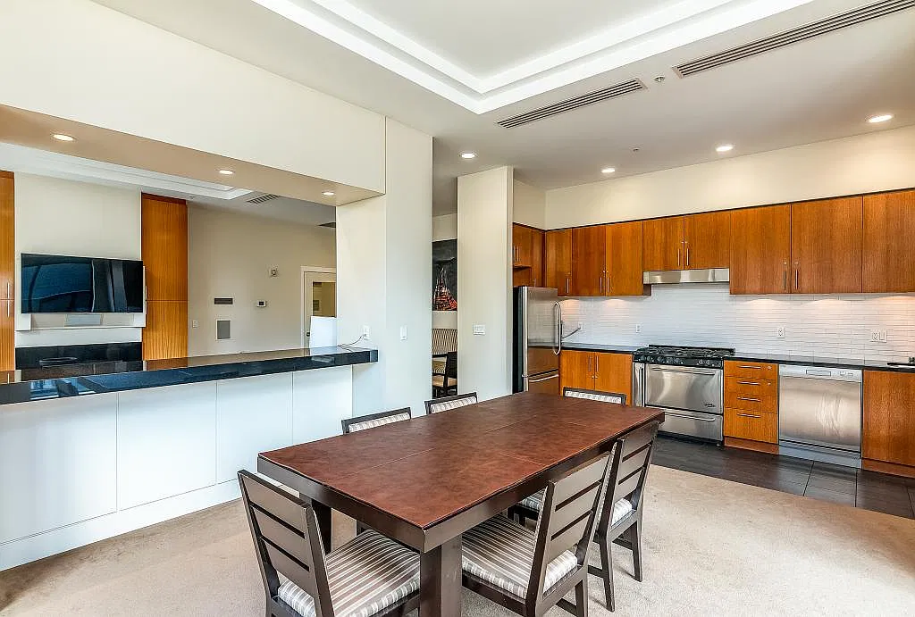 Avenue One Condominiums - 1 bedroom — Photo 4