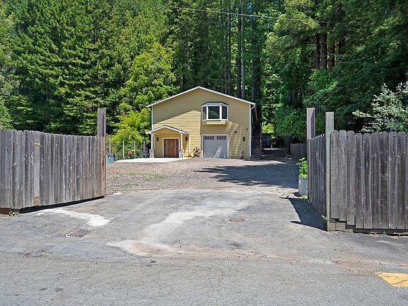 2nd image of 14783 - 14785 Armstrong Woods Road