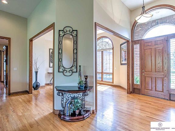 3rd image of 17754 Bay Wood Dr