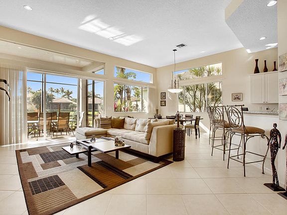 9043 Sand Pine Ln West Palm-large-005-10