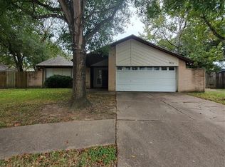 5613 Countryaire St, League City, TX 77573