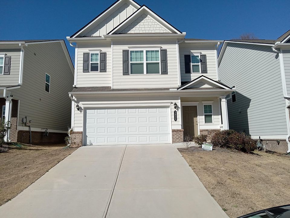 Picture of the house.