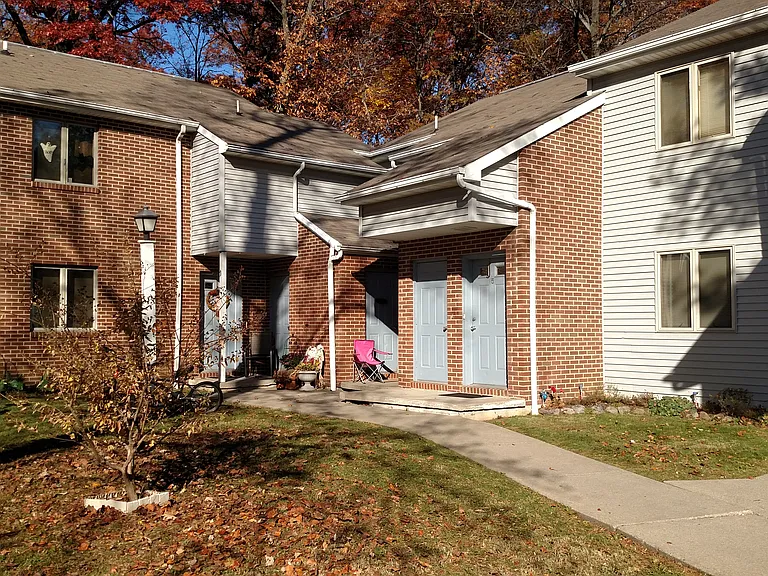 458 Maple St #5 — Photo 18
