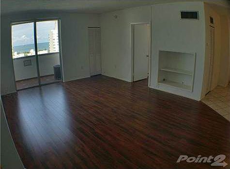 3rd image of 1750 James Ave APT 10D