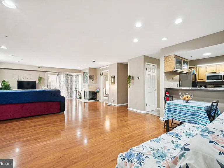 4023 Main St #4023 — Photo 25