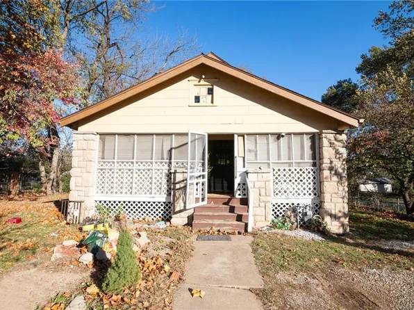 7947 Garfield Ave, Kansas City, MO 64132