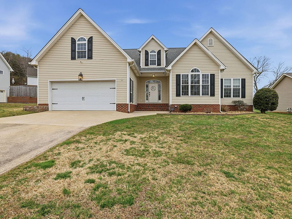 1st image of 5643 Tucker Rd