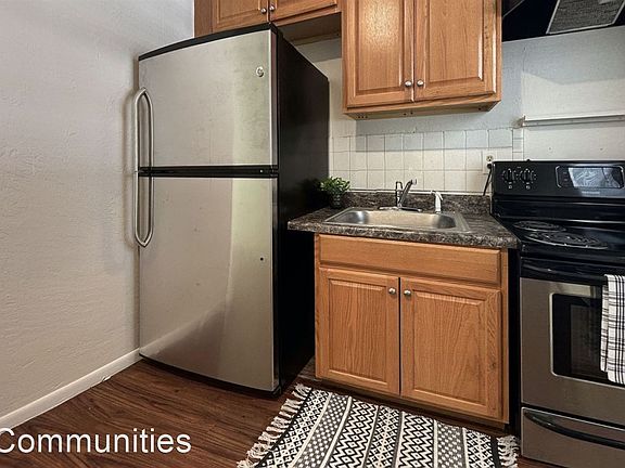 5th image of 815 E Fort King St #B