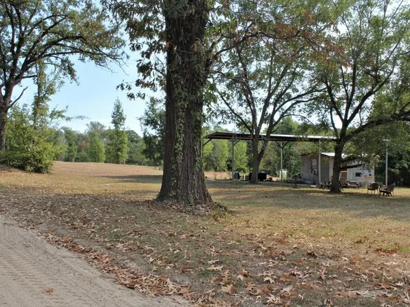 896 County Road 2125, Burkeville, TX 75932