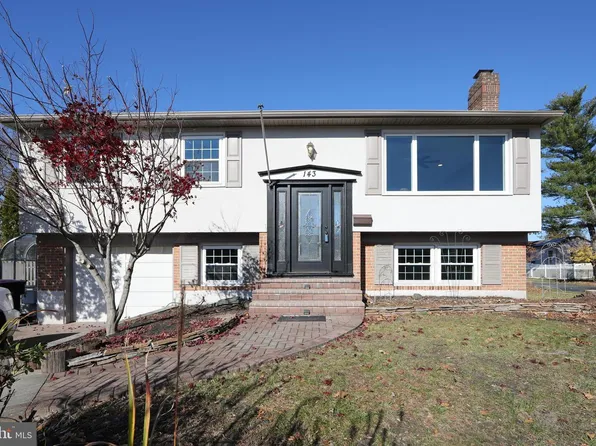 143 Fairmount Ave, Blackwood, NJ 08012