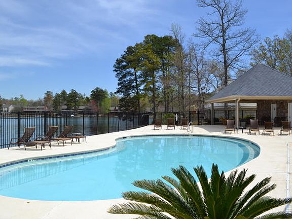 4th image of 365 Sunset Point Dr Unit 201