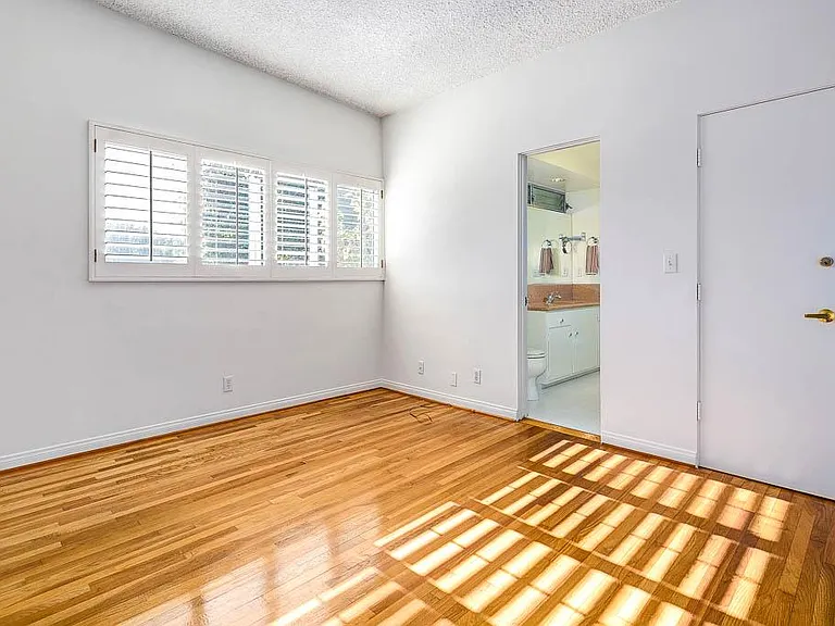 2511 Aberdeen Ave — Photo 12