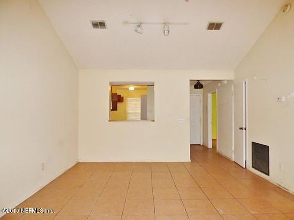 3rd image of 1201 Douglas St APT 1