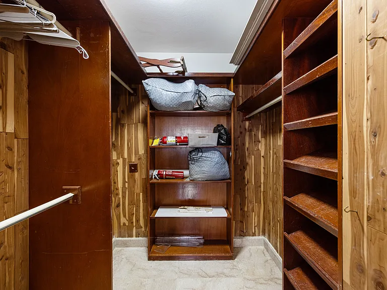 54 Kings Ct #7A — Photo 13