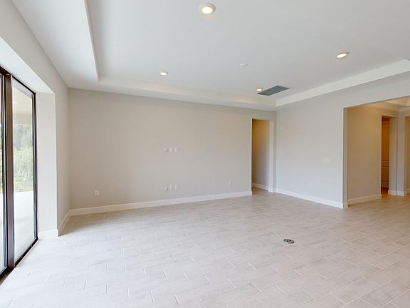 4th image of 3802 SW 2nd Ln