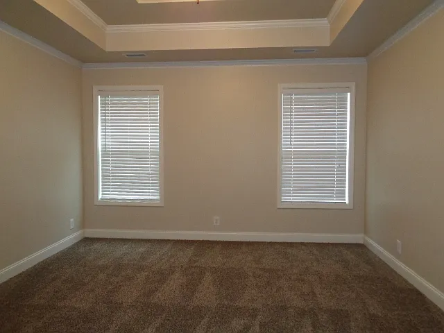 2406 Adelaide Dr — Photo 7