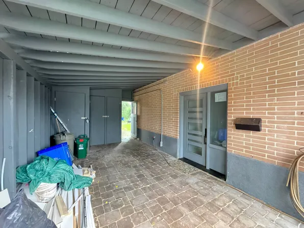 66 Rose St #Basement, Barrie, ON L4M 2T2