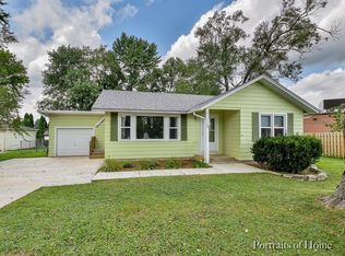 1105 McHugh Rd, Yorkville, IL 60560