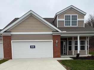136 Eastpointe Dr, Tallmadge, OH 44278