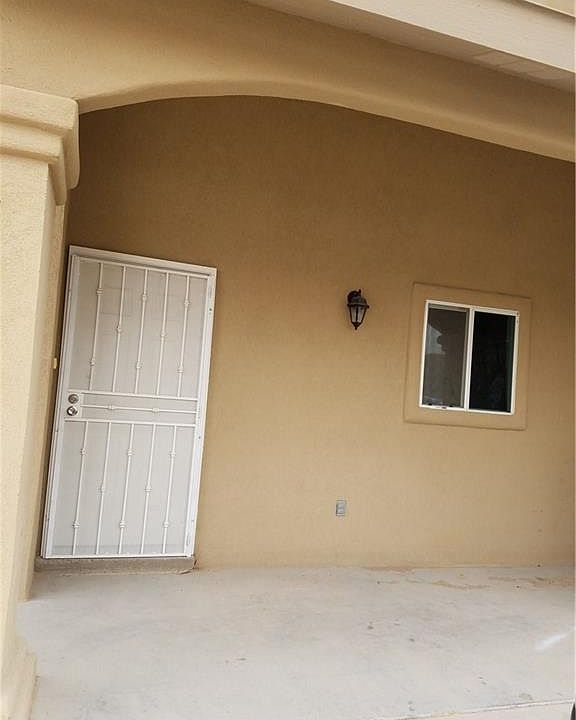 1st image of 295 Leslie Ct #A
