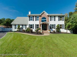 107 Harmony Ln, Englishtown, NJ 07726
