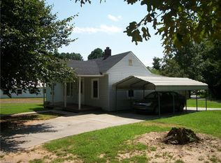 503 Kemp St, Eden, NC 27288
