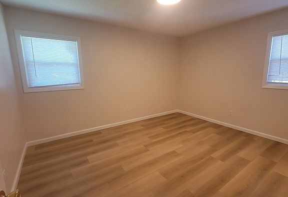 3rd image of 111 Todd Branch Dr