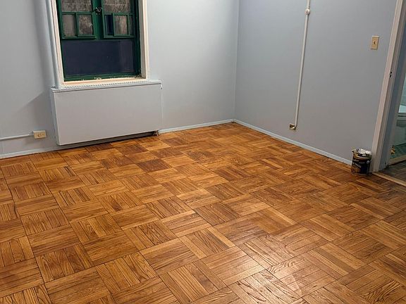 5th image of 1938 EAST TREMONT AVE #1G