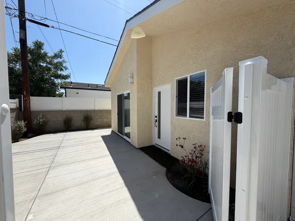 7814 Amestoy Ave, Van Nuys, CA 91406