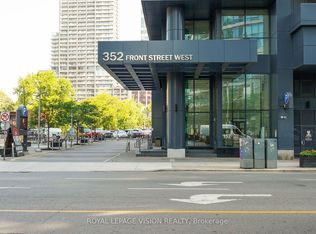 352 Front St W #2012, Toronto, ON M5V 0K3