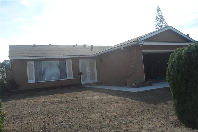 2nd image of 5665 Plumas St